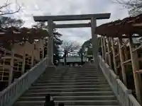 伊勢山皇大神宮の鳥居