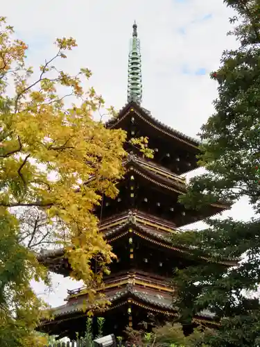 上野東照宮の塔