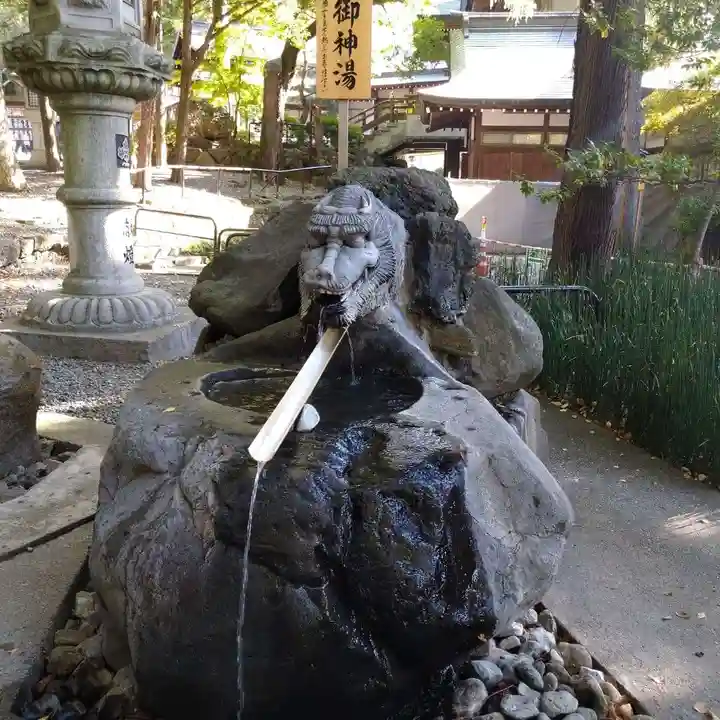 諏訪大社の手水舎