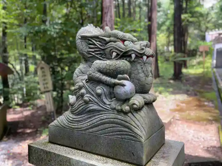 眞名井神社(籠神社奥宮)の狛犬