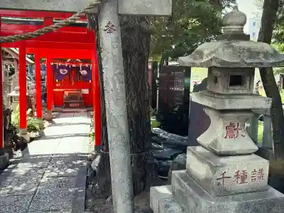 千種稲荷神社の鳥居
