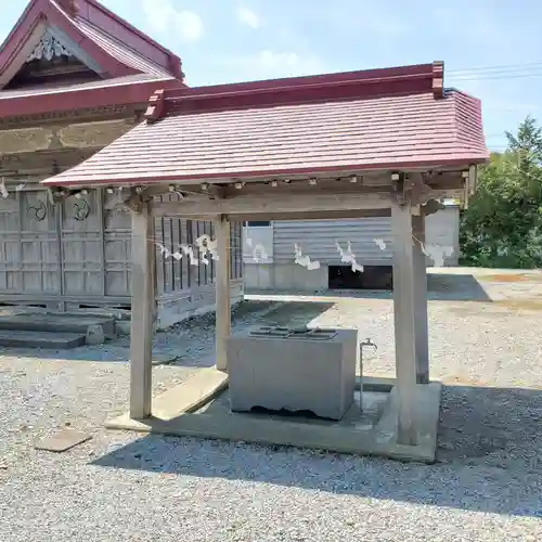 上磯八幡宮の手水舎