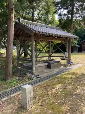 伊勢久留麻神社の手水舎