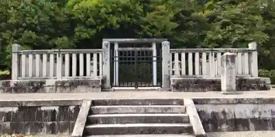 天武天皇・持統天皇陵（檜隈大内陵）(奈良県)