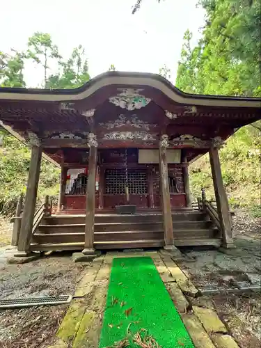 雲洞庵　芹沢観音(山形県)