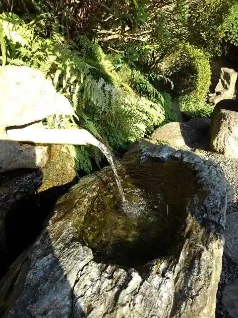 貫井神社の手水舎