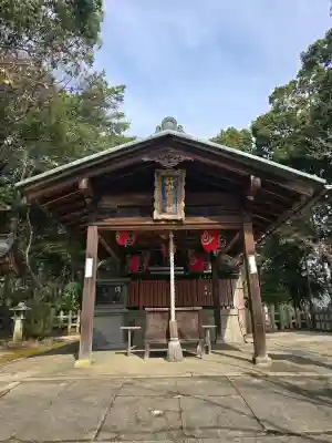 宗忠神社の{uncategorized: "未分類", other: "その他", undefined: "問題あり", building: "その他建物", grave: "お墓", sacred_gate: "鳥居", guardian: "狛犬", statue: "像", buddha: "仏像", history: "歴史", nature: "自然", garden: "庭園", animal: "動物", pagoda: "塔", temizu: "手水舎", mountain_gate: "山門・神門", sanctuary: "本殿・本堂", subordinate: "末社・摂社", art: "芸術", scenery: "景色", jizo: "地蔵", ema: "絵馬", goshuin: "御朱印", omikuji: "おみくじ", items: "授与品その他", amulet: "お守り", goshuincho: "御朱印帳", eats: "食事", festival: "お祭り", votive_dance: "神楽", shichigosan: "七五三参", wedding: "結婚式", experience: "体験その他", initially: "初詣", around: "周辺", anti_infection: "感染症対策"}
