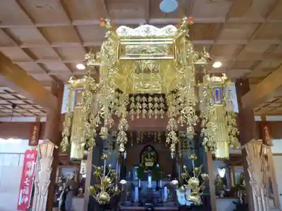 久安寺の本殿・本堂