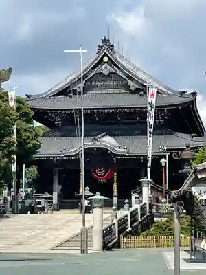 豊川閣　妙厳寺の本殿・本堂