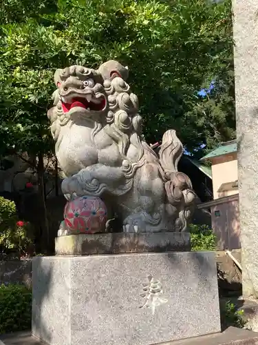 師岡熊野神社の狛犬