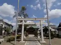三輪神社の鳥居