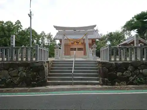 白山社の鳥居