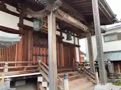 神応寺の本殿