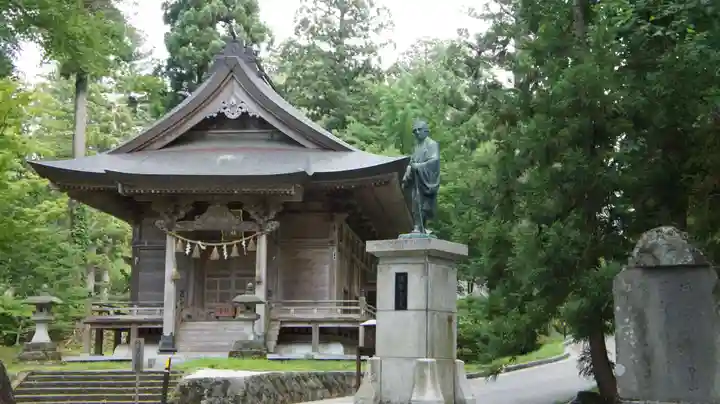 出羽神社(出羽三山神社)~三神合祭殿~(山形県)