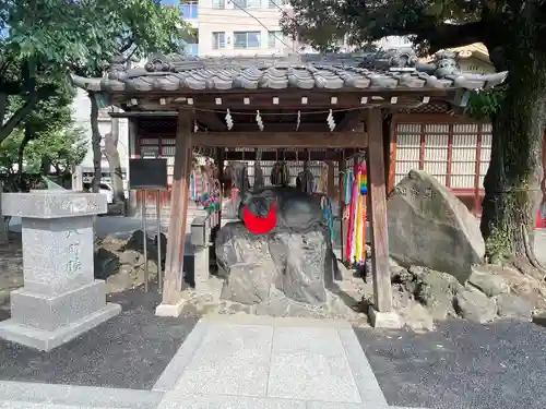 牛嶋神社の像