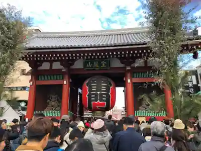 浅草寺の山門・神門