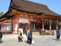 八坂神社(祇園さん)の{uncategorized: "未分類", other: "その他", undefined: "問題あり", building: "その他建物", grave: "お墓", sacred_gate: "鳥居", guardian: "狛犬", statue: "像", buddha: "仏像", history: "歴史", nature: "自然", garden: "庭園", animal: "動物", pagoda: "塔", temizu: "手水舎", mountain_gate: "山門・神門", sanctuary: "本殿・本堂", subordinate: "末社・摂社", art: "芸術", scenery: "景色", jizo: "地蔵", ema: "絵馬", goshuin: "御朱印", omikuji: "おみくじ", items: "授与品その他", amulet: "お守り", goshuincho: "御朱印帳", eats: "食事", festival: "お祭り", votive_dance: "神楽", shichigosan: "七五三参", wedding: "結婚式", experience: "体験その他", initially: "初詣", around: "周辺", anti_infection: "感染症対策"}