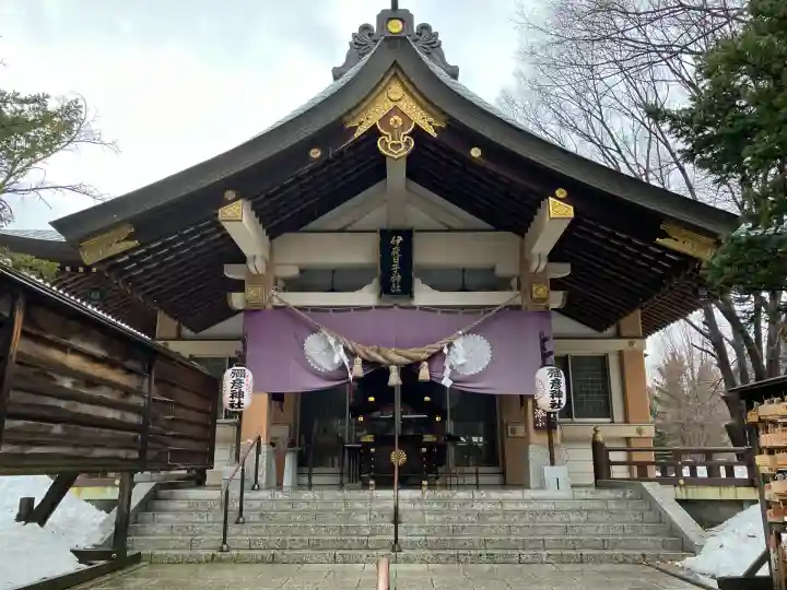 彌彦神社 (伊夜日子神社)(北海道)