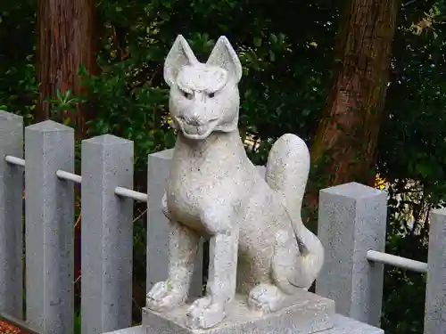 熊野荒坂津神社の狛犬