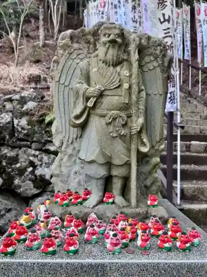 英彦山神宮の{uncategorized: "未分類", other: "その他", undefined: "問題あり", building: "その他建物", grave: "お墓", sacred_gate: "鳥居", guardian: "狛犬", statue: "像", buddha: "仏像", history: "歴史", nature: "自然", garden: "庭園", animal: "動物", pagoda: "塔", temizu: "手水舎", mountain_gate: "山門・神門", sanctuary: "本殿・本堂", subordinate: "末社・摂社", art: "芸術", scenery: "景色", jizo: "地蔵", ema: "絵馬", goshuin: "御朱印", omikuji: "おみくじ", items: "授与品その他", amulet: "お守り", goshuincho: "御朱印帳", eats: "食事", festival: "お祭り", votive_dance: "神楽", shichigosan: "七五三参", wedding: "結婚式", experience: "体験その他", initially: "初詣", around: "周辺", anti_infection: "感染症対策"}