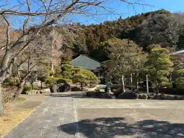 大長寺の{uncategorized: "未分類", other: "その他", undefined: "問題あり", building: "その他建物", grave: "お墓", sacred_gate: "鳥居", guardian: "狛犬", statue: "像", buddha: "仏像", history: "歴史", nature: "自然", garden: "庭園", animal: "動物", pagoda: "塔", temizu: "手水舎", mountain_gate: "山門・神門", sanctuary: "本殿・本堂", subordinate: "末社・摂社", art: "芸術", scenery: "景色", jizo: "地蔵", ema: "絵馬", goshuin: "御朱印", omikuji: "おみくじ", items: "授与品その他", amulet: "お守り", goshuincho: "御朱印帳", eats: "食事", festival: "お祭り", votive_dance: "神楽", shichigosan: "七五三参", wedding: "結婚式", experience: "体験その他", initially: "初詣", around: "周辺", anti_infection: "感染症対策"}