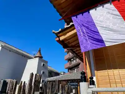 常楽寺の{uncategorized: "未分類", other: "その他", undefined: "問題あり", building: "その他建物", grave: "お墓", sacred_gate: "鳥居", guardian: "狛犬", statue: "像", buddha: "仏像", history: "歴史", nature: "自然", garden: "庭園", animal: "動物", pagoda: "塔", temizu: "手水舎", mountain_gate: "山門・神門", sanctuary: "本殿・本堂", subordinate: "末社・摂社", art: "芸術", scenery: "景色", jizo: "地蔵", ema: "絵馬", goshuin: "御朱印", omikuji: "おみくじ", items: "授与品その他", amulet: "お守り", goshuincho: "御朱印帳", eats: "食事", festival: "お祭り", votive_dance: "神楽", shichigosan: "七五三参", wedding: "結婚式", experience: "体験その他", initially: "初詣", around: "周辺", anti_infection: "感染症対策"}