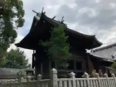 泊神社の本殿