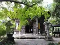 岩之上堂の本殿・本堂