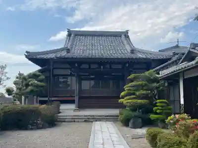 空善寺の{uncategorized: "未分類", other: "その他", undefined: "問題あり", building: "その他建物", grave: "お墓", sacred_gate: "鳥居", guardian: "狛犬", statue: "像", buddha: "仏像", history: "歴史", nature: "自然", garden: "庭園", animal: "動物", pagoda: "塔", temizu: "手水舎", mountain_gate: "山門・神門", sanctuary: "本殿・本堂", subordinate: "末社・摂社", art: "芸術", scenery: "景色", jizo: "地蔵", ema: "絵馬", goshuin: "御朱印", omikuji: "おみくじ", items: "授与品その他", amulet: "お守り", goshuincho: "御朱印帳", eats: "食事", festival: "お祭り", votive_dance: "神楽", shichigosan: "七五三参", wedding: "結婚式", experience: "体験その他", initially: "初詣", around: "周辺", anti_infection: "感染症対策"}
