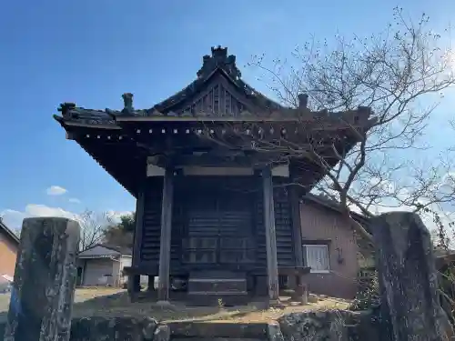 愛宕さん(廃寺)の{uncategorized: "未分類", other: "その他", undefined: "問題あり", building: "その他建物", grave: "お墓", sacred_gate: "鳥居", guardian: "狛犬", statue: "像", buddha: "仏像", history: "歴史", nature: "自然", garden: "庭園", animal: "動物", pagoda: "塔", temizu: "手水舎", mountain_gate: "山門・神門", sanctuary: "本殿・本堂", subordinate: "末社・摂社", art: "芸術", scenery: "景色", jizo: "地蔵", ema: "絵馬", goshuin: "御朱印", omikuji: "おみくじ", items: "授与品その他", amulet: "お守り", goshuincho: "御朱印帳", eats: "食事", festival: "お祭り", votive_dance: "神楽", shichigosan: "七五三参", wedding: "結婚式", experience: "体験その他", initially: "初詣", around: "周辺", anti_infection: "感染症対策"}