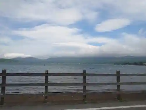 山中諏訪神社(山梨県)