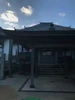 医徳院の本殿・本堂