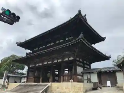 仁和寺の山門・神門