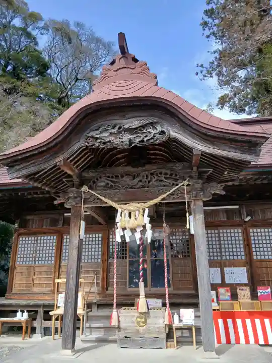 立鉾鹿島神社の{uncategorized: "未分類", other: "その他", undefined: "問題あり", building: "その他建物", grave: "お墓", sacred_gate: "鳥居", guardian: "狛犬", statue: "像", buddha: "仏像", history: "歴史", nature: "自然", garden: "庭園", animal: "動物", pagoda: "塔", temizu: "手水舎", mountain_gate: "山門・神門", sanctuary: "本殿・本堂", subordinate: "末社・摂社", art: "芸術", scenery: "景色", jizo: "地蔵", ema: "絵馬", goshuin: "御朱印", omikuji: "おみくじ", items: "授与品その他", amulet: "お守り", goshuincho: "御朱印帳", eats: "食事", festival: "お祭り", votive_dance: "神楽", shichigosan: "七五三参", wedding: "結婚式", experience: "体験その他", initially: "初詣", around: "周辺", anti_infection: "感染症対策"}