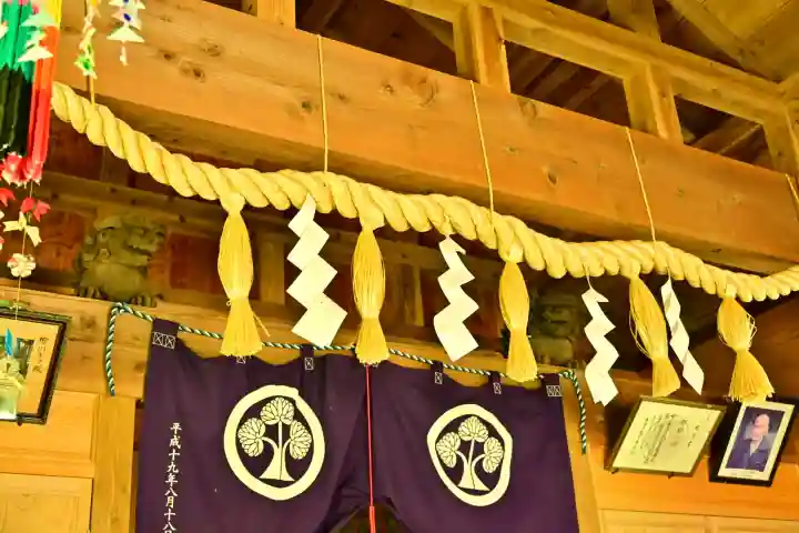 郡殿の池弁財天社(新潟県)