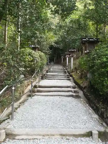狭井坐大神荒魂神社(狭井神社)のその他建物