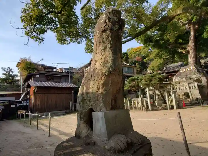 艮神社の狛犬