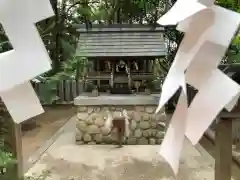 越木岩神社の建物その他