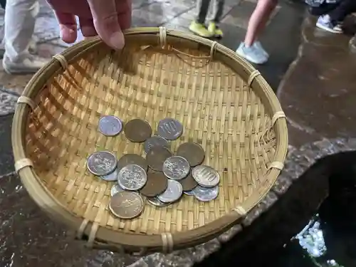 銭洗弁財天宇賀福神社(神奈川県)