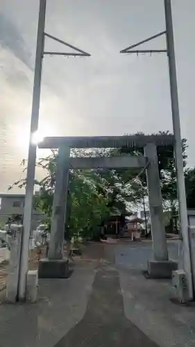 稲荷神社の{uncategorized: "未分類", other: "その他", undefined: "問題あり", building: "その他建物", grave: "お墓", sacred_gate: "鳥居", guardian: "狛犬", statue: "像", buddha: "仏像", history: "歴史", nature: "自然", garden: "庭園", animal: "動物", pagoda: "塔", temizu: "手水舎", mountain_gate: "山門・神門", sanctuary: "本殿・本堂", subordinate: "末社・摂社", art: "芸術", scenery: "景色", jizo: "地蔵", ema: "絵馬", goshuin: "御朱印", omikuji: "おみくじ", items: "授与品その他", amulet: "お守り", goshuincho: "御朱印帳", eats: "食事", festival: "お祭り", votive_dance: "神楽", shichigosan: "七五三参", wedding: "結婚式", experience: "体験その他", initially: "初詣", around: "周辺", anti_infection: "感染症対策"}