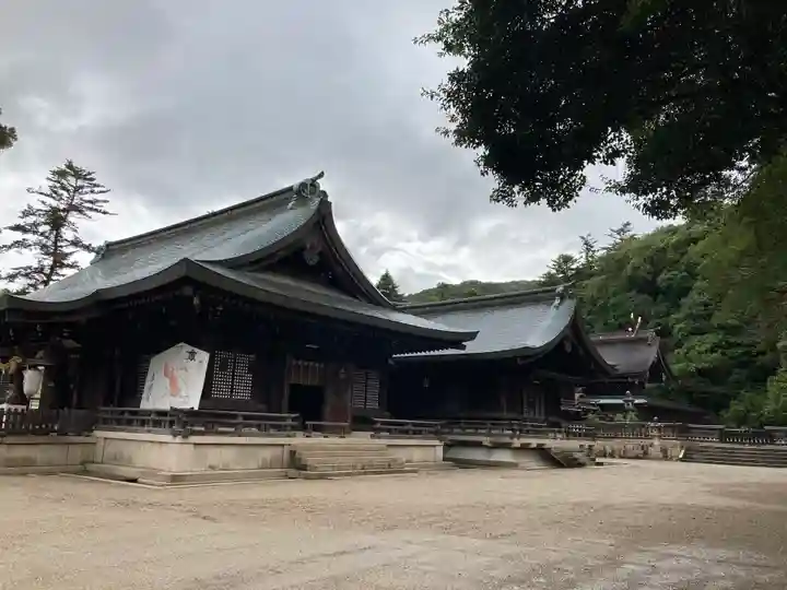 吉備津彦神社の本殿・本堂