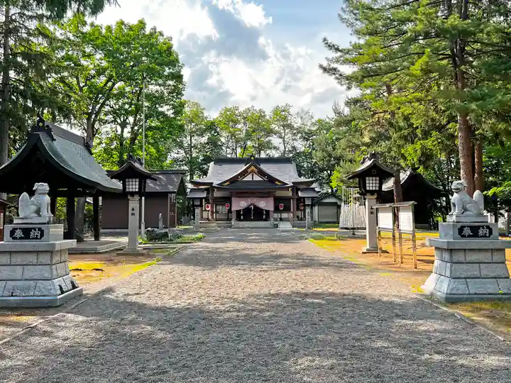 鷹栖神社の本殿・本堂