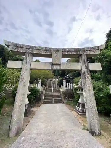 楯崎神社の鳥居