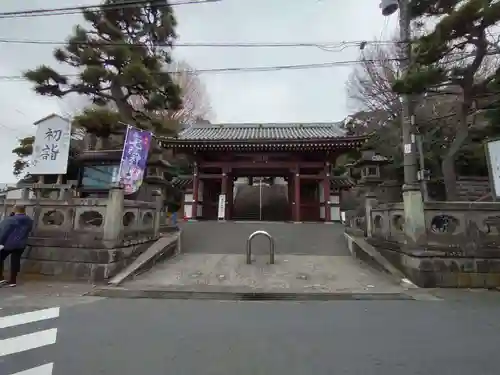 龍口寺の山門