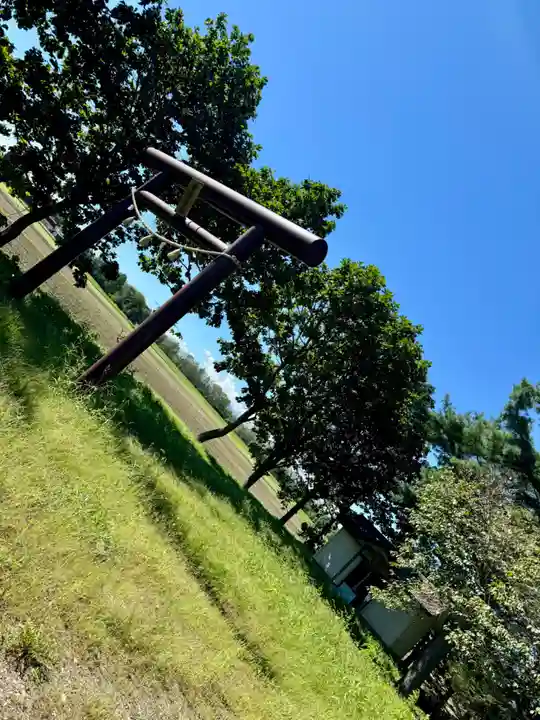 幸福神社の鳥居