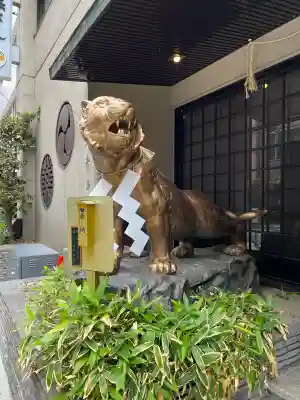 少彦名神社の{uncategorized: "未分類", other: "その他", undefined: "問題あり", building: "その他建物", grave: "お墓", sacred_gate: "鳥居", guardian: "狛犬", statue: "像", buddha: "仏像", history: "歴史", nature: "自然", garden: "庭園", animal: "動物", pagoda: "塔", temizu: "手水舎", mountain_gate: "山門・神門", sanctuary: "本殿・本堂", subordinate: "末社・摂社", art: "芸術", scenery: "景色", jizo: "地蔵", ema: "絵馬", goshuin: "御朱印", omikuji: "おみくじ", items: "授与品その他", amulet: "お守り", goshuincho: "御朱印帳", eats: "食事", festival: "お祭り", votive_dance: "神楽", shichigosan: "七五三参", wedding: "結婚式", experience: "体験その他", initially: "初詣", around: "周辺", anti_infection: "感染症対策"}