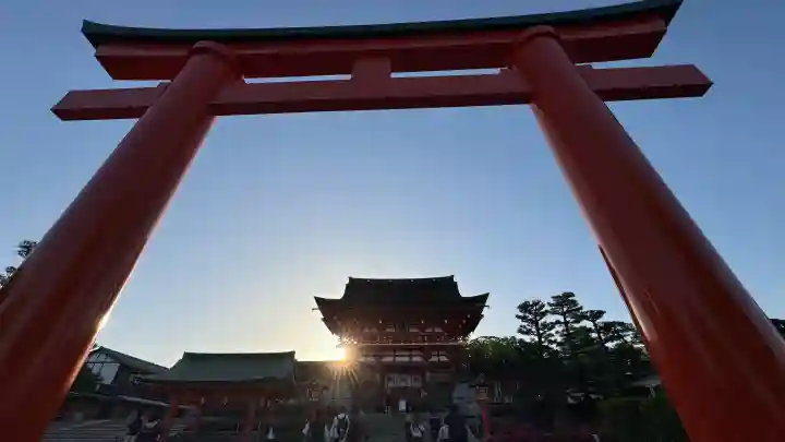 伏見稲荷大社の{uncategorized: "未分類", other: "その他", undefined: "問題あり", building: "その他建物", grave: "お墓", sacred_gate: "鳥居", guardian: "狛犬", statue: "像", buddha: "仏像", history: "歴史", nature: "自然", garden: "庭園", animal: "動物", pagoda: "塔", temizu: "手水舎", mountain_gate: "山門・神門", sanctuary: "本殿・本堂", subordinate: "末社・摂社", art: "芸術", scenery: "景色", jizo: "地蔵", ema: "絵馬", goshuin: "御朱印", omikuji: "おみくじ", items: "授与品その他", amulet: "お守り", goshuincho: "御朱印帳", eats: "食事", festival: "お祭り", votive_dance: "神楽", shichigosan: "七五三参", wedding: "結婚式", experience: "体験その他", initially: "初詣", around: "周辺", anti_infection: "感染症対策"}