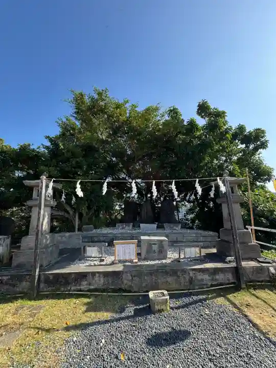 沖宮の{uncategorized: "未分類", other: "その他", undefined: "問題あり", building: "その他建物", grave: "お墓", sacred_gate: "鳥居", guardian: "狛犬", statue: "像", buddha: "仏像", history: "歴史", nature: "自然", garden: "庭園", animal: "動物", pagoda: "塔", temizu: "手水舎", mountain_gate: "山門・神門", sanctuary: "本殿・本堂", subordinate: "末社・摂社", art: "芸術", scenery: "景色", jizo: "地蔵", ema: "絵馬", goshuin: "御朱印", omikuji: "おみくじ", items: "授与品その他", amulet: "お守り", goshuincho: "御朱印帳", eats: "食事", festival: "お祭り", votive_dance: "神楽", shichigosan: "七五三参", wedding: "結婚式", experience: "体験その他", initially: "初詣", around: "周辺", anti_infection: "感染症対策"}