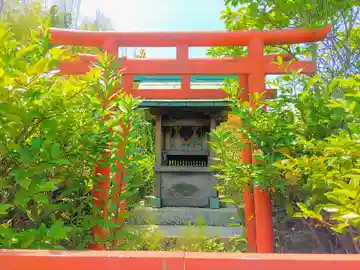 西阿野豊川稲荷の本殿・本堂