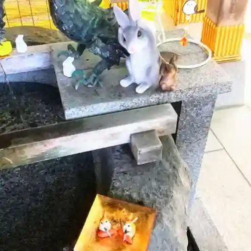 彌彦神社　(伊夜日子神社)の手水舎